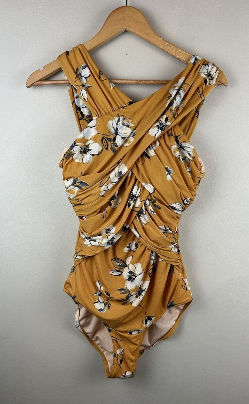 Garnet Hill Women One Piece Swimsuit Yellow Floral Twist Size 8 Beach Vacation